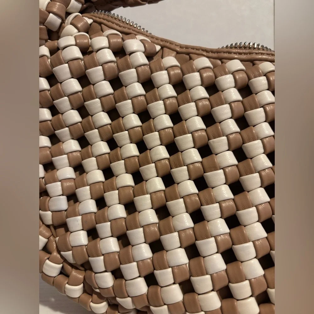 Sincerely Jules woven beige and white hobo bag NWOT